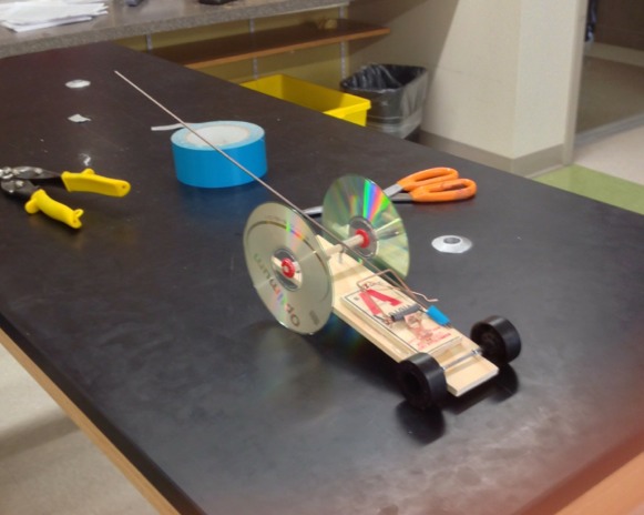 How to Build a Mousetrap Car (with Pictures) - wikiHow